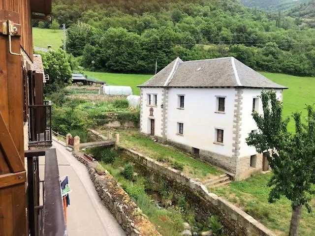 Casa Pauet D'escalarre Apartment *