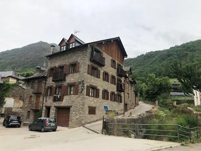 Casa Pauet D'escalarre Apartment