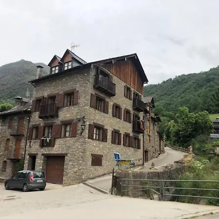 Casa Pauet D'escalarre Apartment